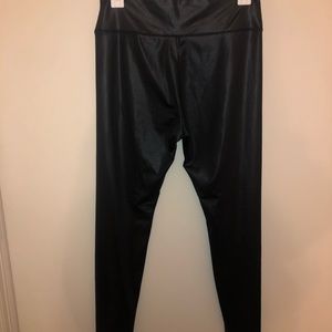 New faux leather leggings size M